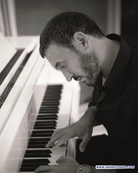 القيصر يكشف عن صديق وحدته